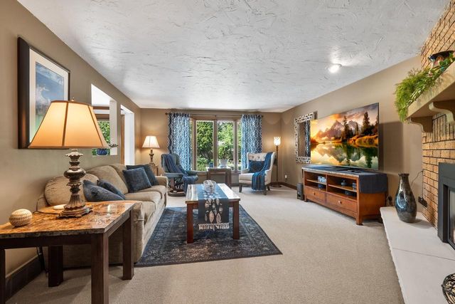 230 ARBOR LANE, Green Bay, WI 54301