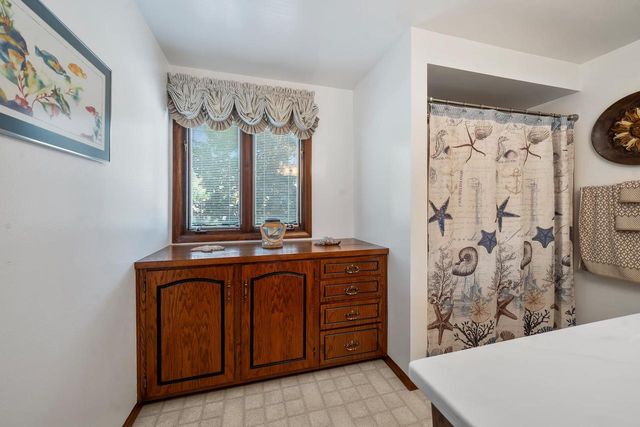 230 ARBOR LANE, Green Bay, WI 54301