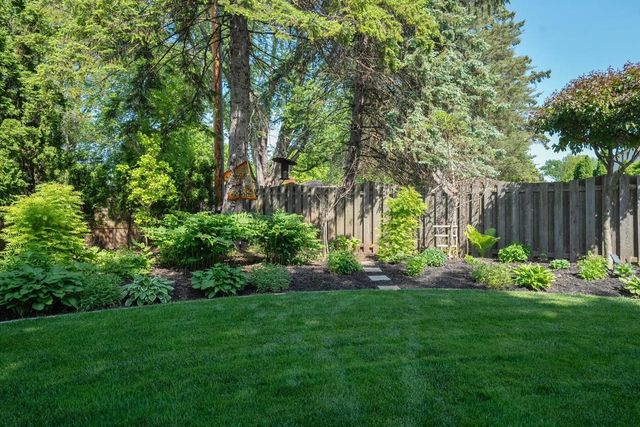 230 ARBOR LANE, Green Bay, WI 54301
