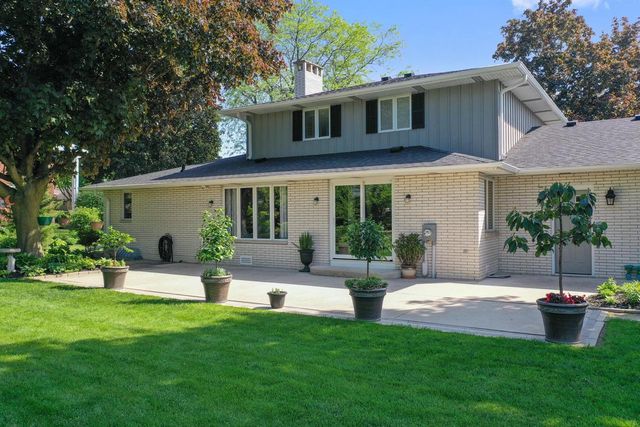 230 ARBOR LANE, Green Bay, WI 54301