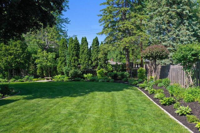230 ARBOR LANE, Green Bay, WI 54301