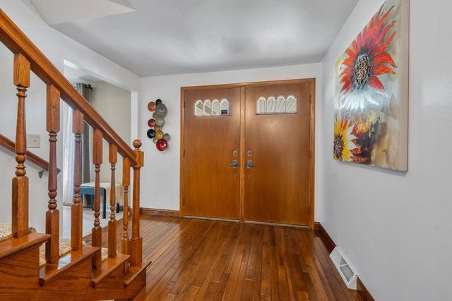 230 ARBOR LANE, Green Bay, WI 54301