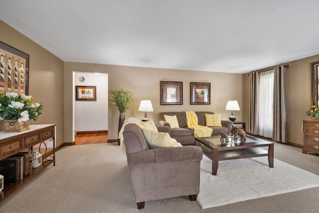230 ARBOR LANE, Green Bay, WI 54301