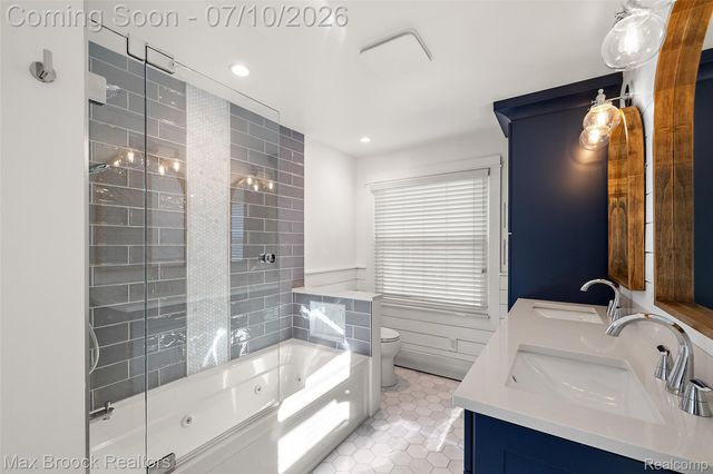139 Wimbleton Drive, Birmingham, MI 48009