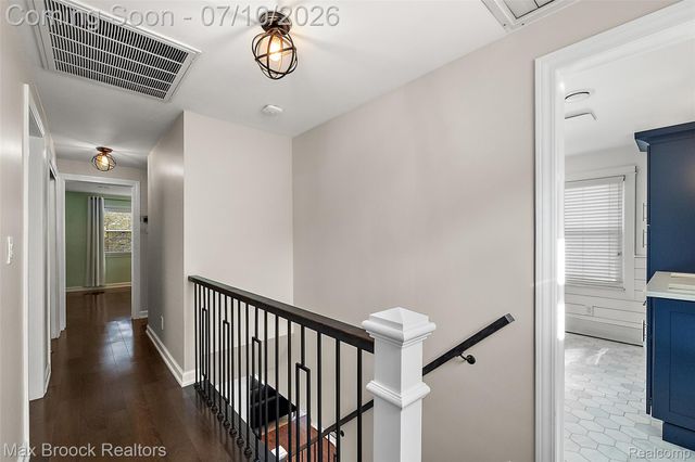 139 Wimbleton Drive, Birmingham, MI 48009