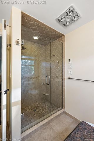139 Wimbleton Drive, Birmingham, MI 48009