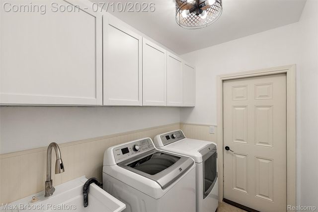 139 Wimbleton Drive, Birmingham, MI 48009