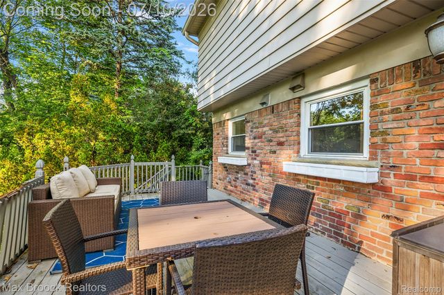 139 Wimbleton Drive, Birmingham, MI 48009