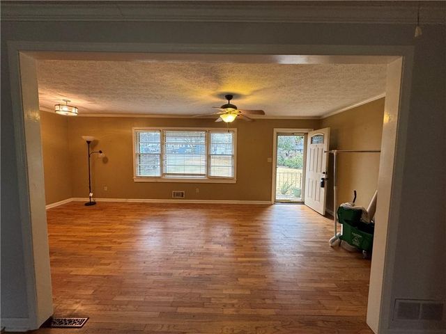 931 Jones Mill Road, Cartersville, GA 30120