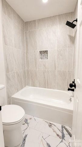 8275 Golf Ridge Drive, Charlotte, NC 28277