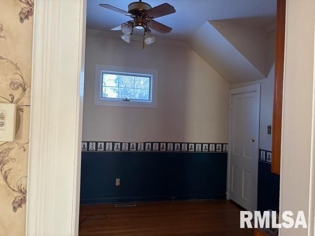 543 N WEBSTER Street, Taylorville, IL 62568