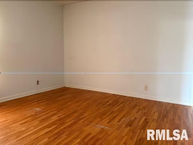 543 N WEBSTER Street, Taylorville, IL 62568