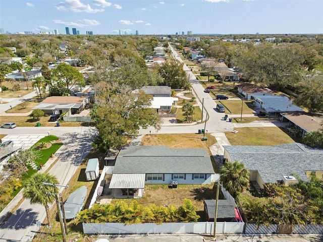 4636 W BAY COURT AVENUE, Tampa, FL 33611