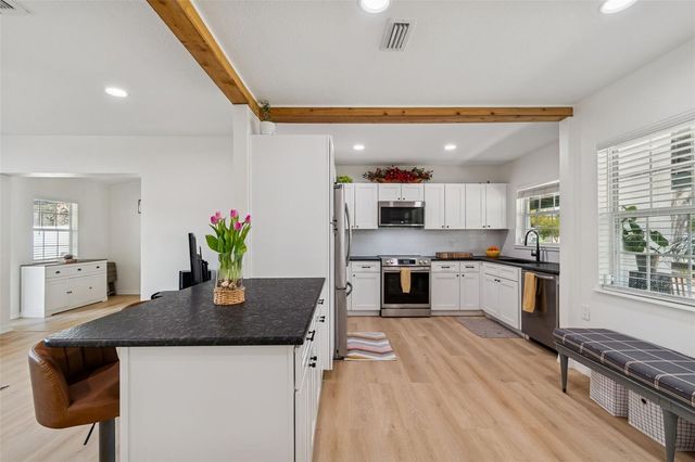 4636 W BAY COURT AVENUE, Tampa, FL 33611