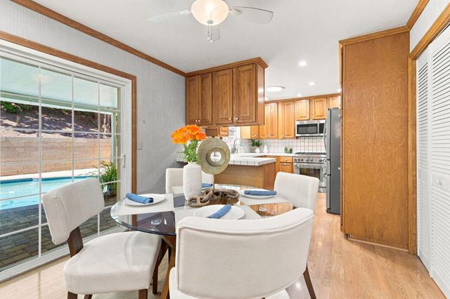 2460 Edith Avenue, Redwood City, CA 94061
