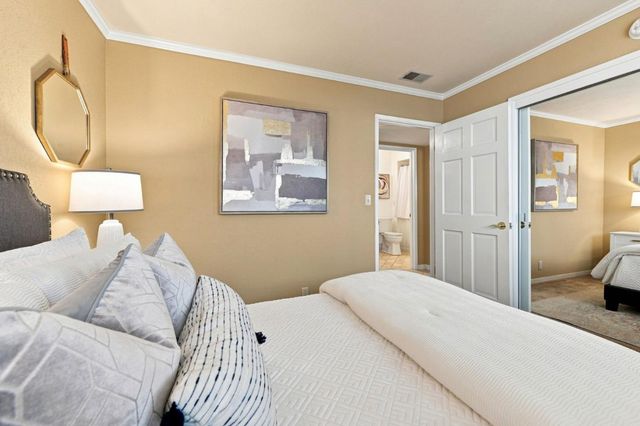2460 Edith Avenue, Redwood City, CA 94061