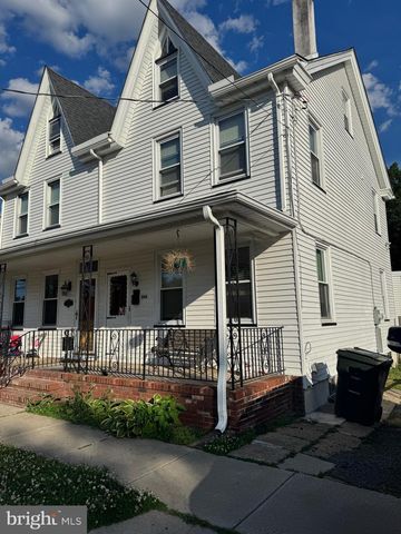 446 W BROAD ST, Burlington, NJ 08016