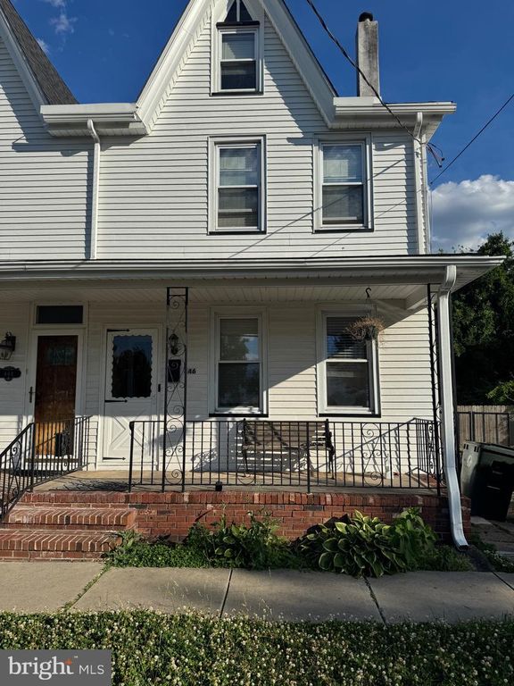 446 W BROAD ST, Burlington, NJ 08016