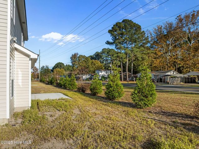 709 Oleander Drive, Greenville, NC 27858