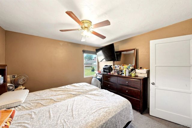 6020 Streamview Dr, La Mesa, CA 92115