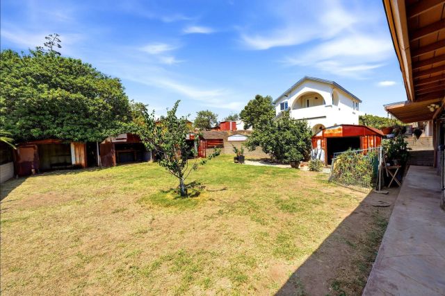 6020 Streamview Dr, La Mesa, CA 92115