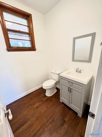 2117 Mythewood Drive SW, Huntsville, AL 35803