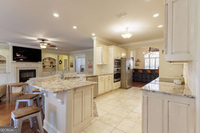 4473 Mahan Drive, Hahira, GA 31632