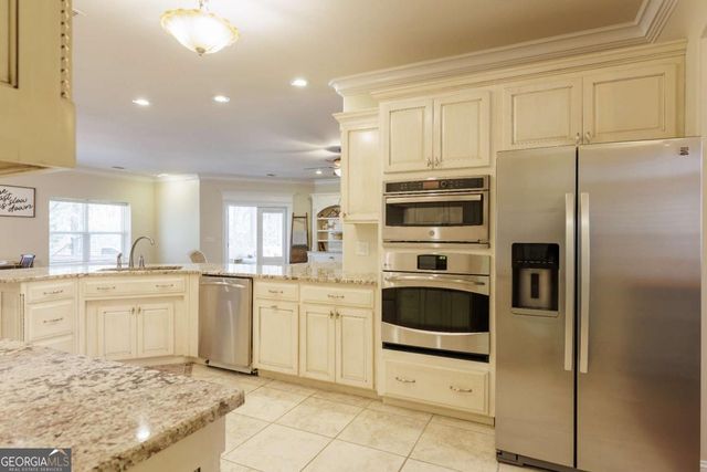 4473 Mahan Drive, Hahira, GA 31632