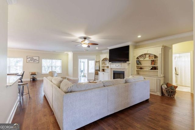 4473 Mahan Drive, Hahira, GA 31632