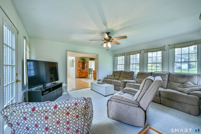 863 Route 198, Woodstock, CT 06281