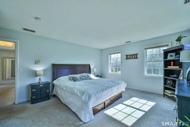 863 Route 198, Woodstock, CT 06281