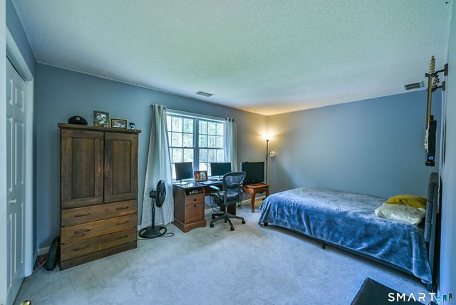 863 Route 198, Woodstock, CT 06281