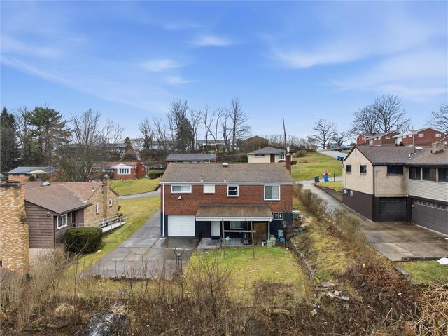 4923 Leona Dr, Whitehall, PA 15227