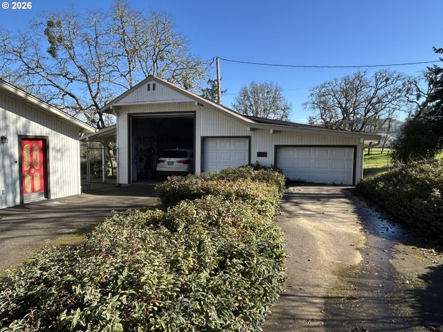 5383 SUNSHINE Rd, Roseburg, OR 97470