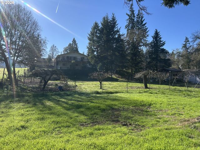 5383 SUNSHINE Rd, Roseburg, OR 97470