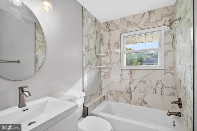 814 BOOKER PL, Capitol Heights, MD 20743