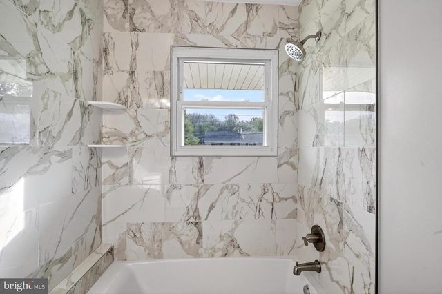 814 BOOKER PL, Capitol Heights, MD 20743