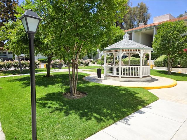 4734 Park Granada 238, Calabasas, CA 91302
