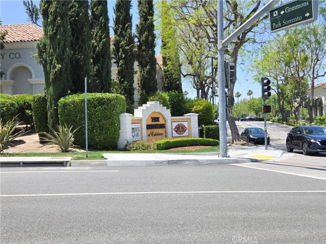 4734 Park Granada 238, Calabasas, CA 91302