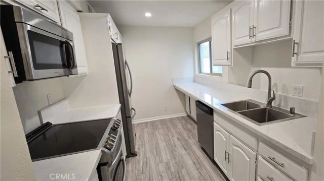 4734 Park Granada 238, Calabasas, CA 91302