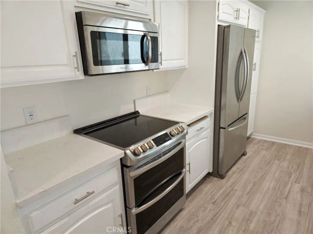 4734 Park Granada 238, Calabasas, CA 91302