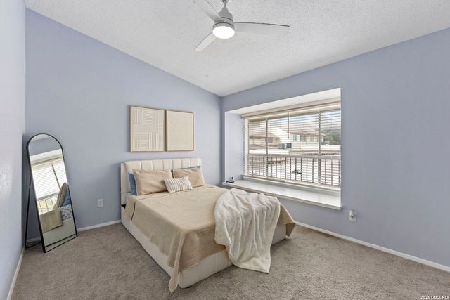 7123 Thrush View Ln Apt 8, San Antonio, TX 78209