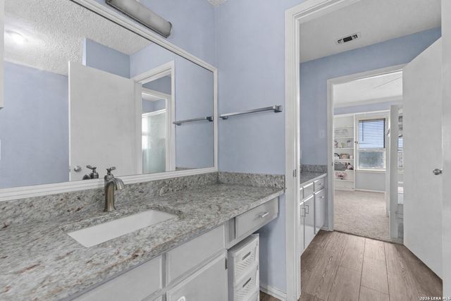 7123 Thrush View Ln Apt 8, San Antonio, TX 78209