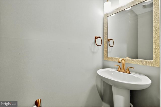 2252 JOLLY RODGER DR, Greenbackville, VA 23356