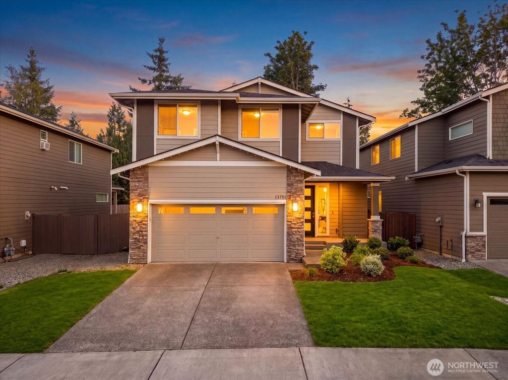 13751 SE 183RD Street, Renton, WA 98058