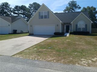 1425 Middlesbrough Drive, Fayetteville, NC 28306