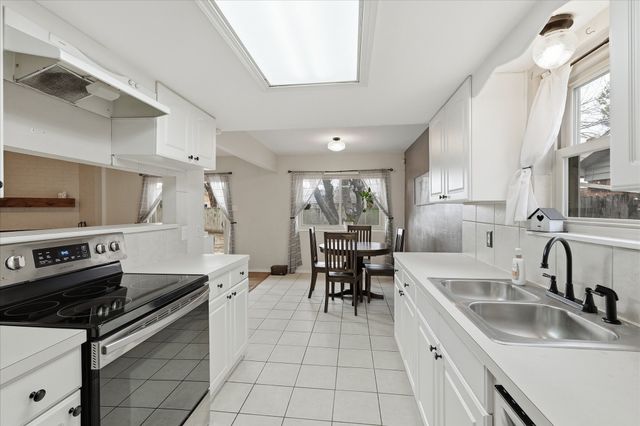 4748 Moss Rose Drive, Fort Worth, TX 76137