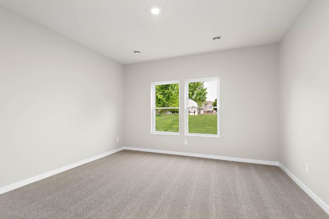 692 Aspen Lane, Montrose, MN 55363