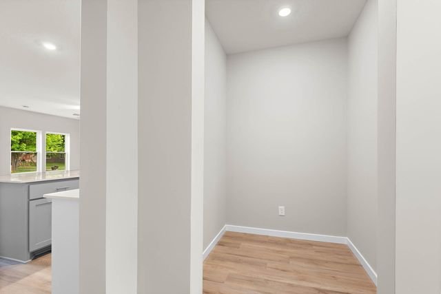 692 Aspen Lane, Montrose, MN 55363