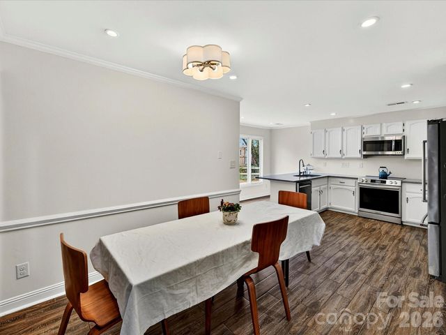 6518 Creekstone Place, Charlotte, NC 28213